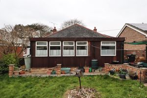 UPPER PARK ROAD- click for photo gallery